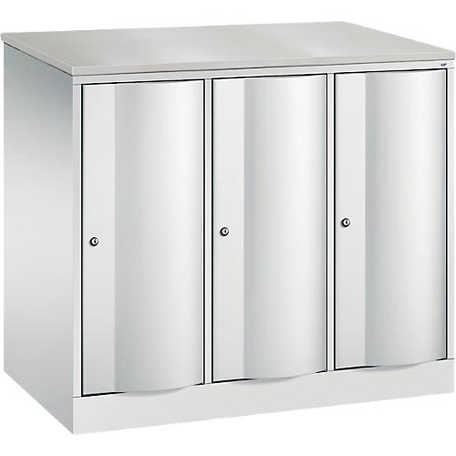 C+P Garderobenschrank Resisto, 3 Abteile, 3 Fächer, B 1148 x T 640 x H 1077 mm, Lichtgrau
