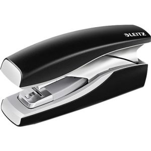 Heftgerät Leitz New NeXXt Softpress, Metall, 30 Blatt / 3 mm, mit 200 Heftklammern, schwarz Heftgerät Leitz New NeXXt Softpress, Metall, 30 Blatt / 3 mm, mit 200 Heftklammern, schwarz
