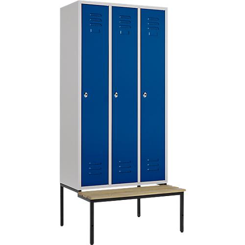 Kleiderspind, 3 Abt., 300 mm, Drehriegelverschluss, m. Sitzbank, Tür enzianblau
