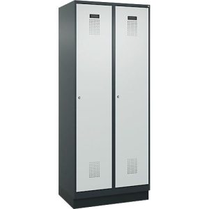 Kleiderspind C+P Evolo Plus, 2 Abteile, 400 mm Abteilbreite, mit Sockel, Anschlag rechts, B 800 x T 500 x H 1950 mm, Zylinder, anthrazitgrau/lichtgrau Kleiderspind C+P Evolo Plus, 2 Abteile, 400 mm Abteilbreite, mit Sockel, Anschlag rechts, B 800 x T 500 x H 1950 mm, Zylinder, anthrazitgrau/lichtgrau