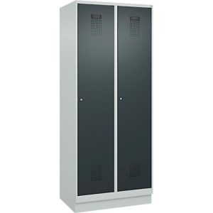 Kleiderspind C+P Evolo Plus, 2 Abteile, 400 mm Abteilbreite, mit Sockel, Anschlag rechts, B 800 x T 500 x H 1950 mm, Zylinder, lichtgrau/anthrazitgrau Kleiderspind C+P Evolo Plus, 2 Abteile, 400 mm Abteilbreite, mit Sockel, Anschlag rechts, B 800 x T 500 x H 1950 mm, Zylinder, lichtgrau/anthrazitgrau