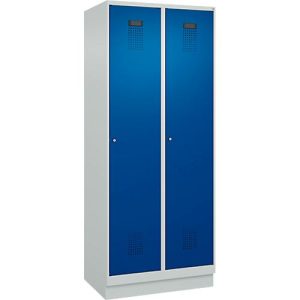 Kleiderspind C+P Evolo Plus, 2 Abteile, 400 mm Abteilbreite, mit Sockel, Anschlag rechts, B 800 x T 500 x H 1950 mm, Zylinder, lichtgrau/enzianblau Kleiderspind C+P Evolo Plus, 2 Abteile, 400 mm Abteilbreite, mit Sockel, Anschlag rechts, B 800 x T 500 x H 1950 mm, Zylinder, lichtgrau/enzianblau