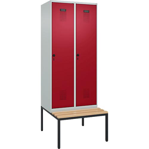 Kleiderspind C+P Evolo Plus, 2 Abteile, 400 mm Abteilbreite, mit untergebauter Sitzbank, B 800 x T 815 x H 2120 mm, Drehriegel, lichtgrau/rubinrot