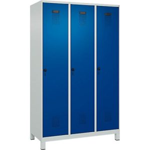 Kleiderspind C+P Evolo Plus, 3 Abteile, 400 mm Abteilbreite, mit Füßen, Anschlag rechts, B 1200 x T 500 x H 1950 mm, Drehriegel, lichtgrau/enzianblau Kleiderspind C+P Evolo Plus, 3 Abteile, 400 mm Abteilbreite, mit Füßen, Anschlag rechts, B 1200 x T 500 x H 1950 mm, Drehriegel, lichtgrau/enzianblau