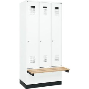Kleiderspind C+P Evolo Plus, 3 Abteile à 300 mm Breite, Sockel, schwebende Sitzbank, B 900 x T 815 x H 1950 mm, Zylinder, verkehrsweiß/verkehrsweiß Kleiderspind C+P Evolo Plus, 3 Abteile à 300 mm Breite, Sockel, schwebende Sitzbank, B 900 x T 815 x H 1950 mm, Zylinder, verkehrsweiß/verkehrsweiß