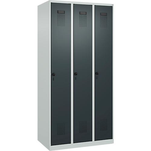 Kleiderspind C+P Evolo Plus, 3 Abteile, Anschlag rechts, Sicherheits-Drehriegel, B 900 x T 500 x H 1850 mm, lichtgrau/anthrazitgrau