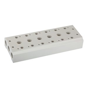 Riegler Mehrfach-Grundplatte für 5/2-5/3-Wegeventile, 8 Positionen, G 1/2 Riegler Mehrfach-Grundplatte für 5/2-5/3-Wegeventile, 8 Positionen, G 1/2