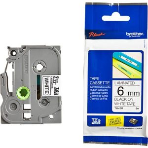 Schriftbandkassette Brother TZe-211, selbstklebend, L 8 m x B 6 mm, weiß/schwarz Schriftbandkassette Brother TZe-211, selbstklebend, L 8 m x B 6 mm, weiß/schwarz