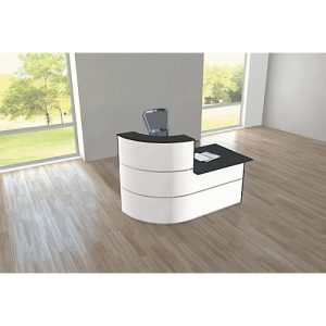 Theke Cento 2, bestehend aus 90 Grad Eckelement und gerader Theke, mit Seitenblenden Theke Cento 2, bestehend aus 90 Grad Eckelement und gerader Theke, mit Seitenblenden
