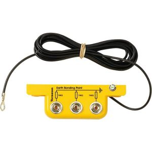 Treston QuatreX ESD-Erdungsanschlussbox, 3 Drucktaster, 3 Anschlüsse, 1 Megaohm Treston QuatreX ESD-Erdungsanschlussbox, 3 Drucktaster, 3 Anschlüsse, 1 Megaohm